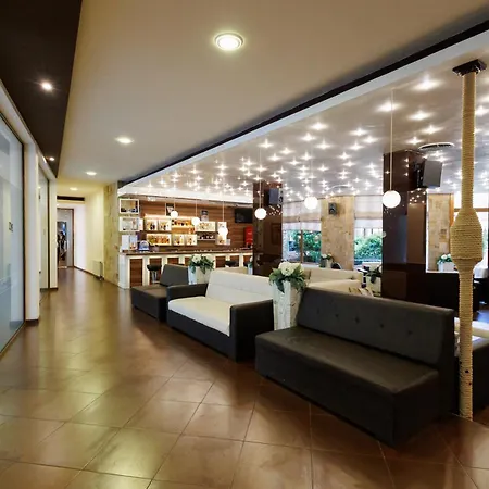 Wood & Aparthotel 4*