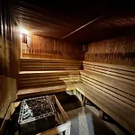 Wood & Aparthotel Bansko
