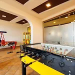 Wood & Aparthotel 4*