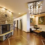 Wood & Aparthotel 4*