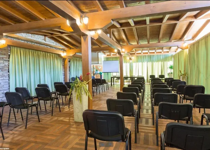 Wood & Апартхотел