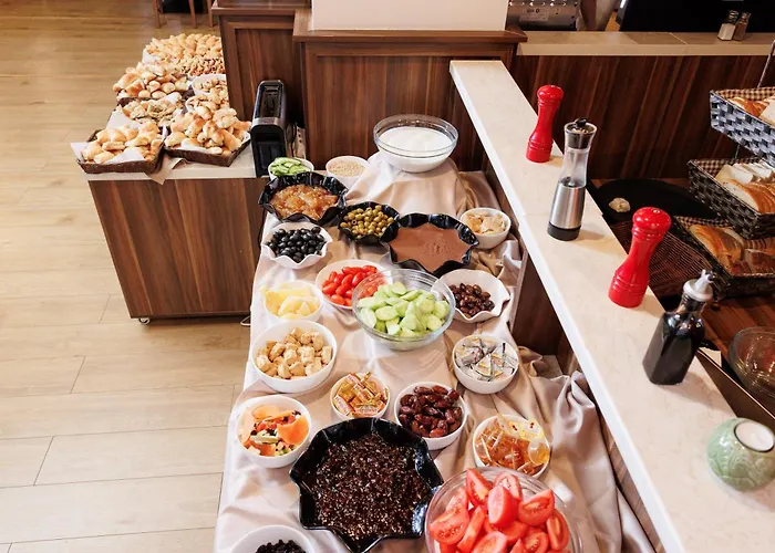 Апартхотел Wood & 4*