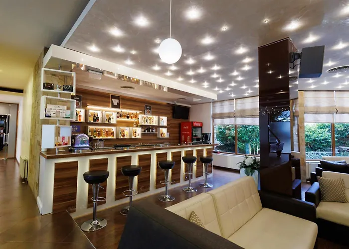 Wood & 4* Банско