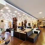 Apartmanhotel Wood & 4*