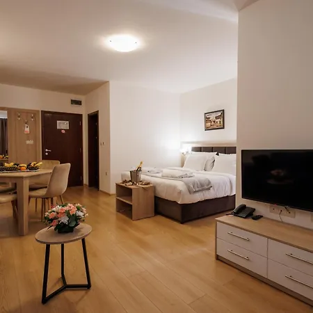 Lägenhetshotell Wood & Bansko
