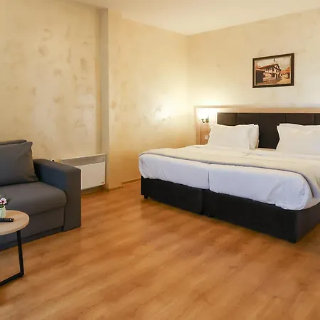 Wood & Apart Otel 4*