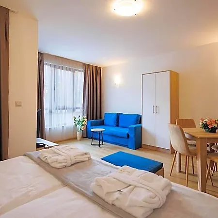 Wood & 4* Bansko