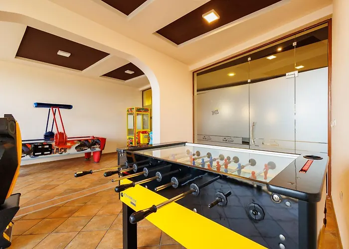 Wood & Aparthotel 4*