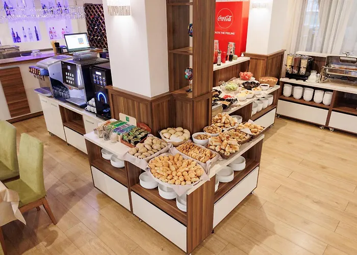 Aparthotel Wood & 4*