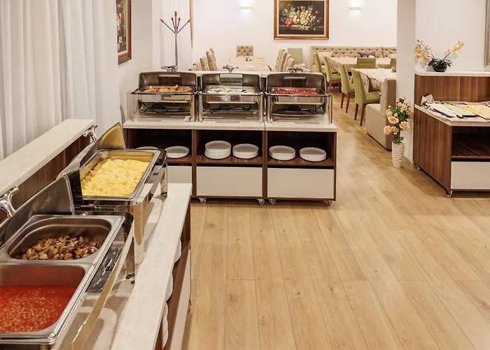 Aparthotel Wood & 4*