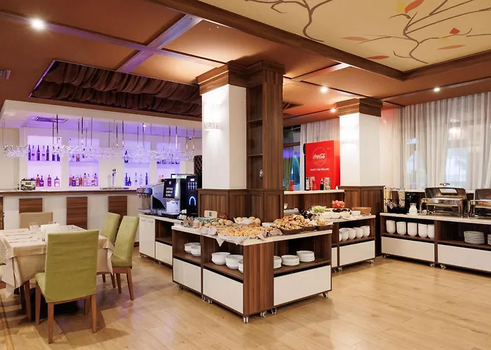 Wood & Aparthotel Bansko